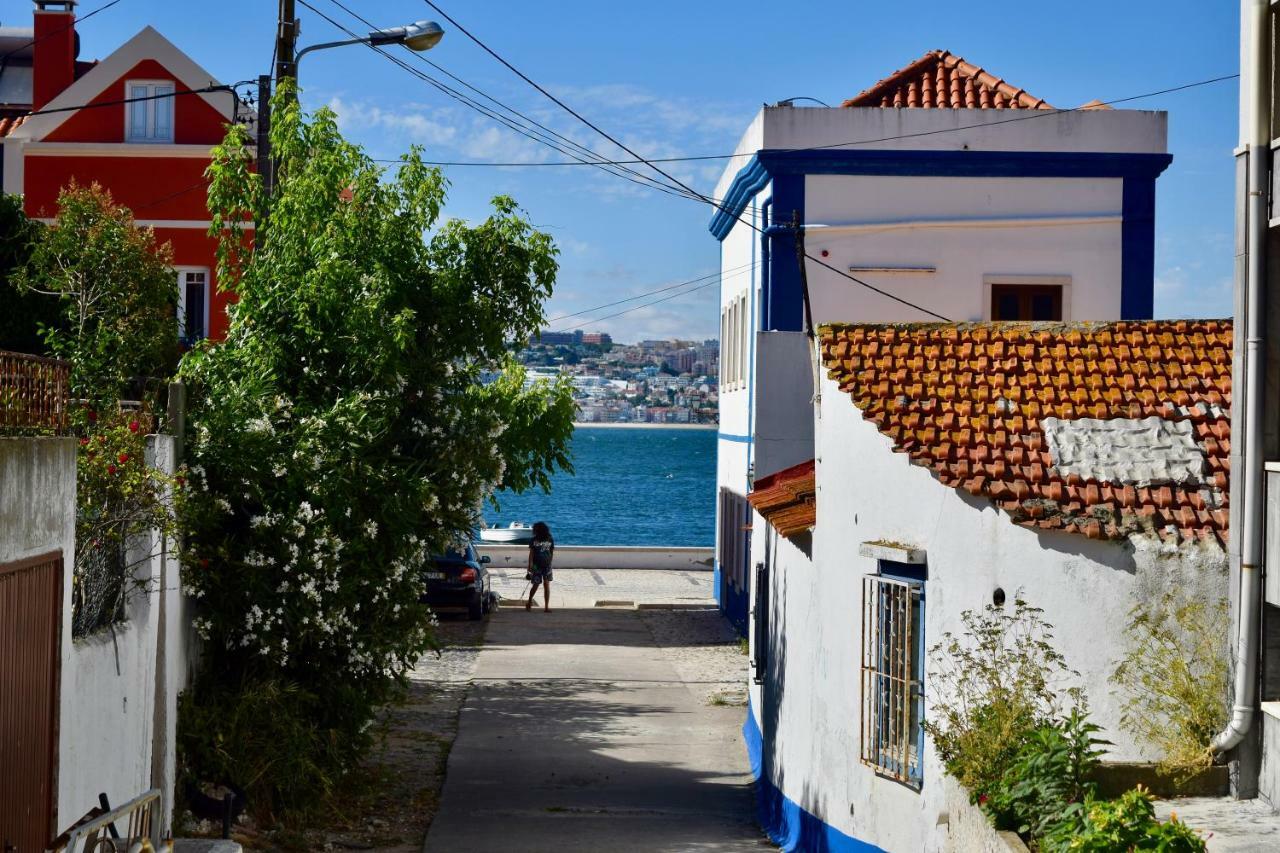 Fisherman'S House - A Boat Ride From Lisbon Villa Trafaria Exterior foto