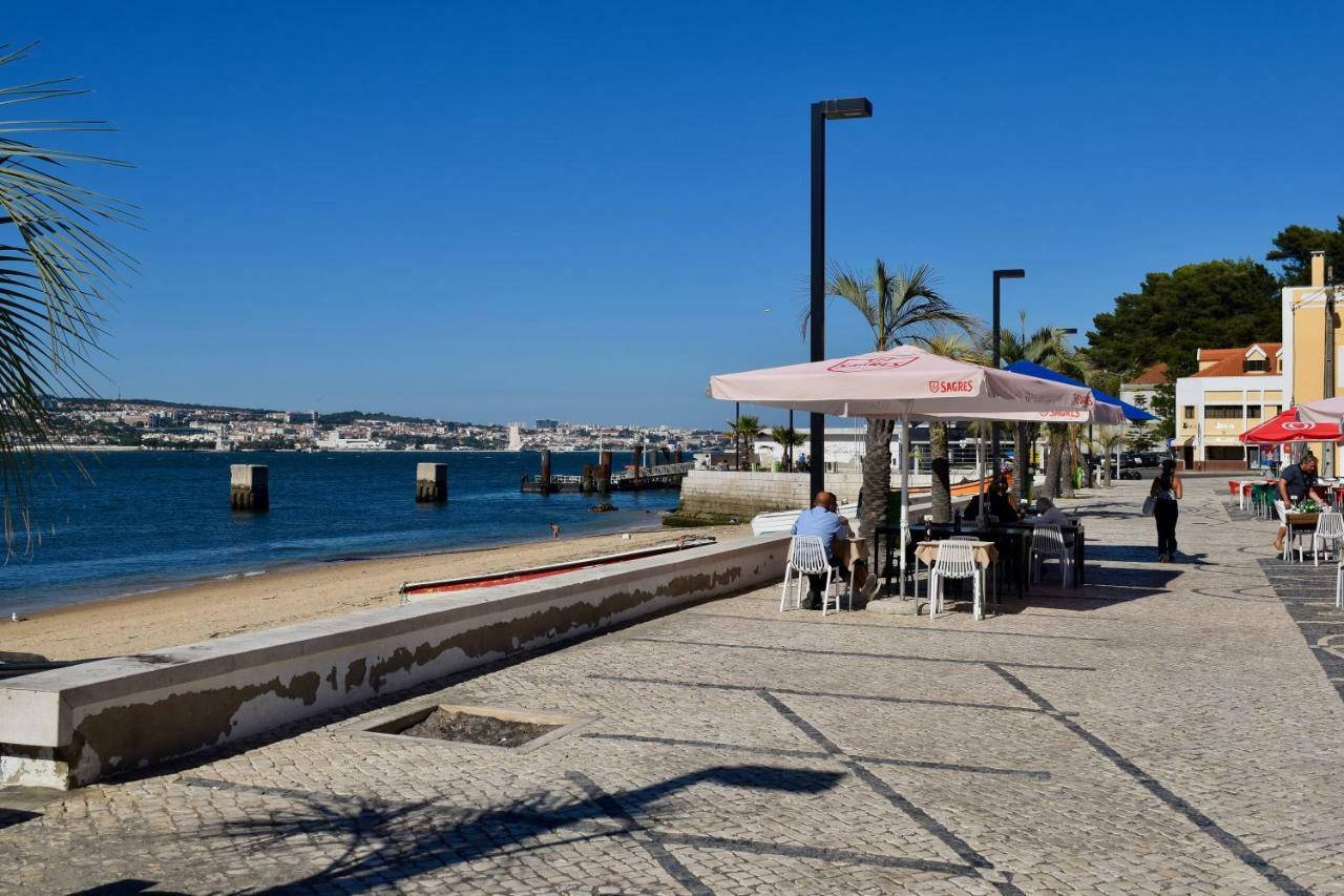 Fisherman'S House - A Boat Ride From Lisbon Villa Trafaria Exterior foto